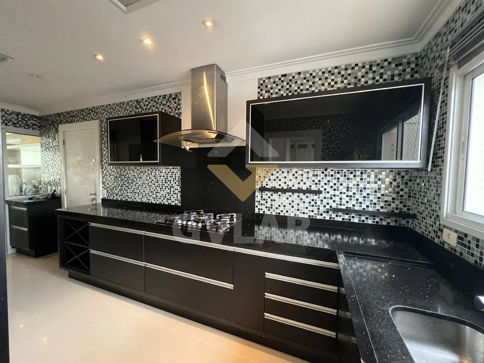 ALTO PADRÃO NA MOOCA | CONDOMÍNIO CLUBE | 4 SUÍTES | 4 VAGAS.