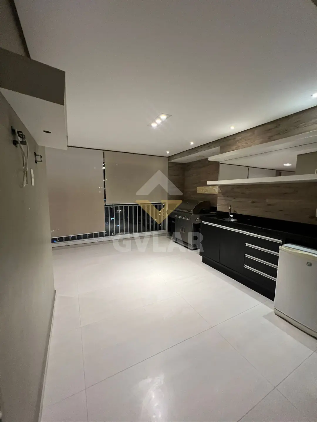 ALTO PADRÃO NA MOOCA | CONDOMÍNIO CLUBE | 4 SUÍTES | 4 VAGAS.