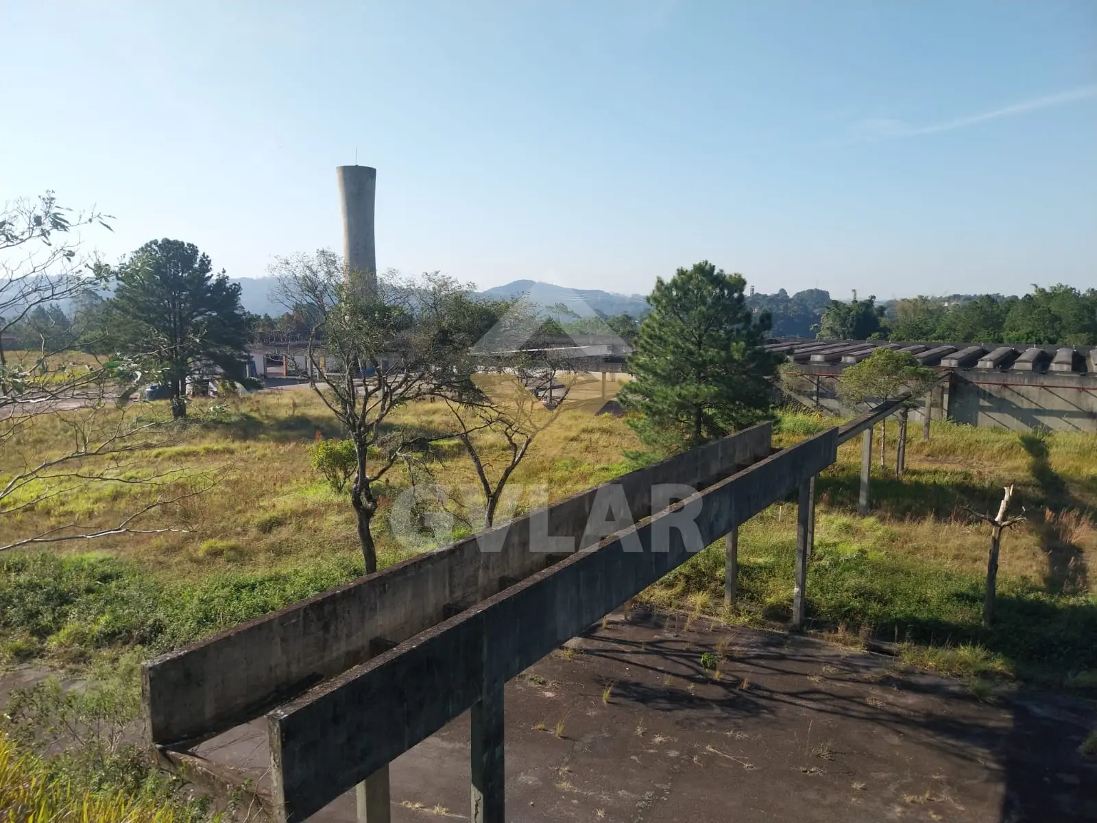 GALPÃO IMENSO NA ROD ANCHIETA