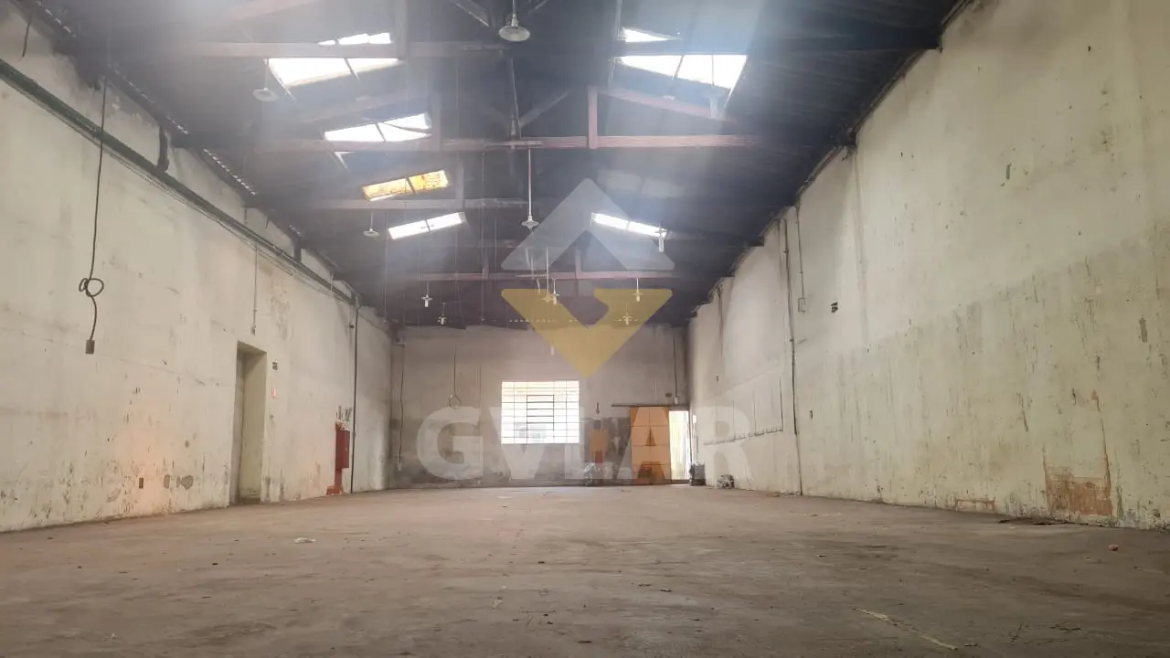 GALPÃO NA MOOCA COM 350M²