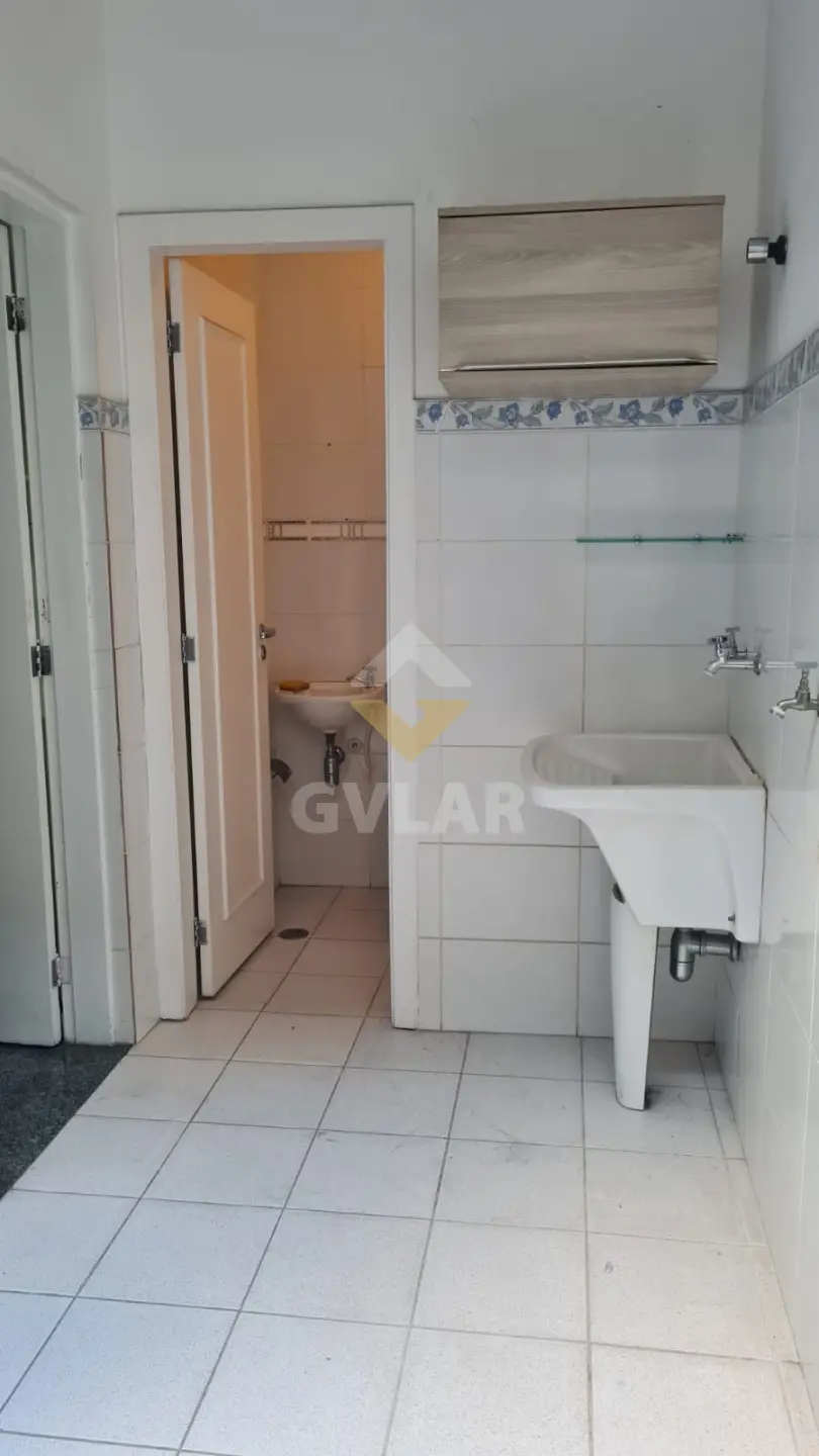 SOBRADO MODERNO À VENDA NA MOOCA - 3 QUARTOS E 1 SUÍTE.